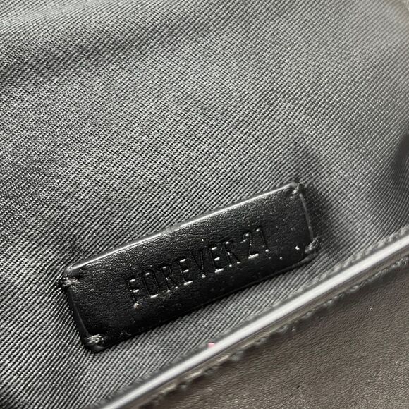 Forever 21 Quilted Belt bag Black - Picture 8 of 8